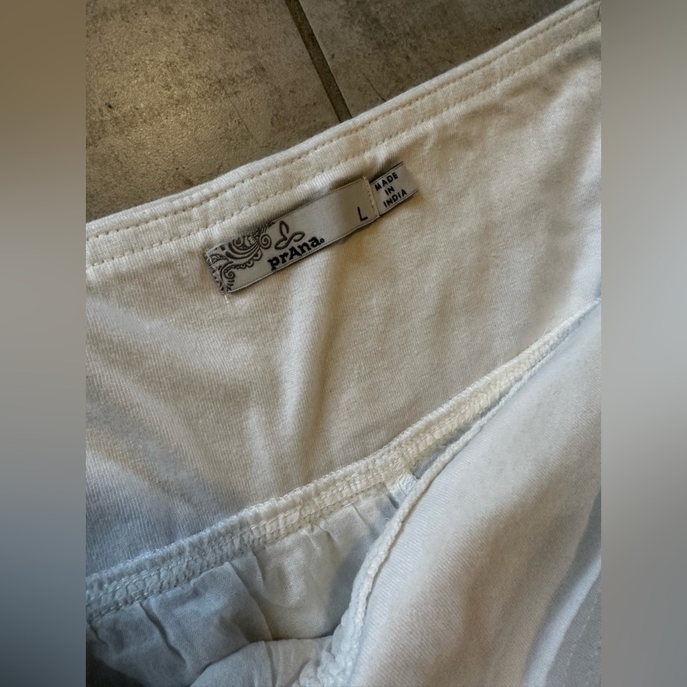 Prana Large knee length skirt white